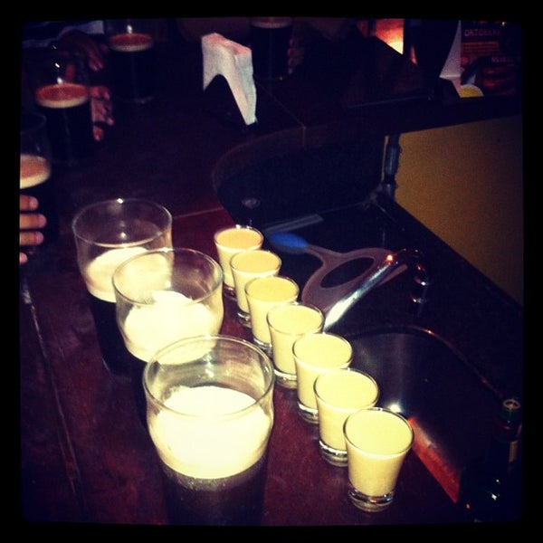 10/13/2012にGabriel O.がRock&#39;n Beer Irish Pubで撮った写真