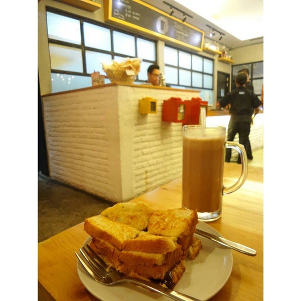 รูปภาพถ่ายที่ Toasty Eatery โดย Edo P.S. เมื่อ 9/28/2014
