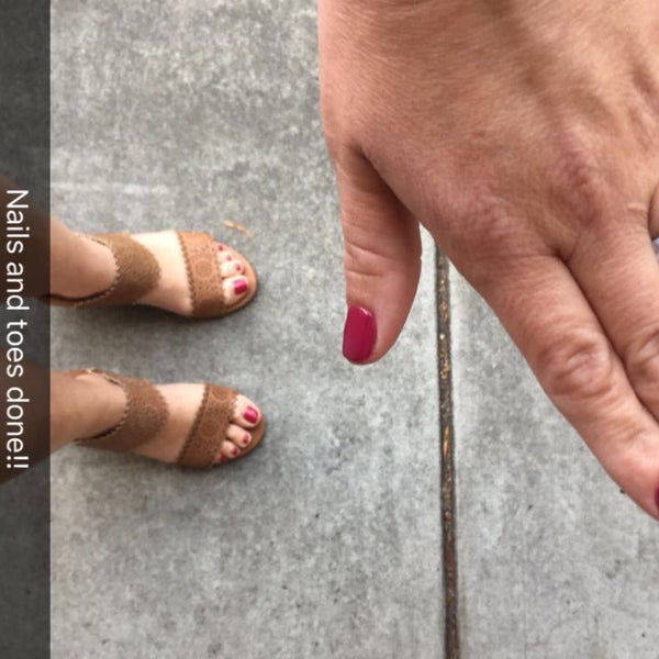 Tracy's Nails 8 tips from 133 visitors