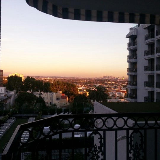 1/19/2013 tarihinde Catherine S.ziyaretçi tarafından The London West Hollywood at Beverly Hills'de çekilen fotoğraf