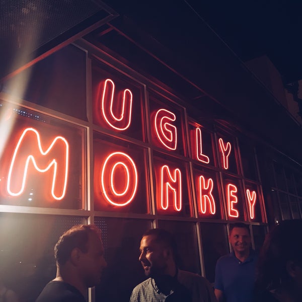 Снимок сделан в The Ugly Monkey Party Bar пользователем Ola K. 8/23/2017