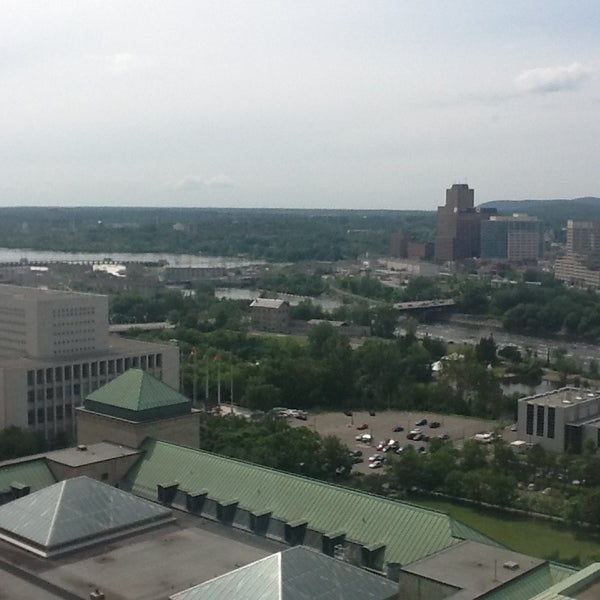 Foto tomada en Ottawa Marriott Hotel  por LesTartines el 6/27/2013