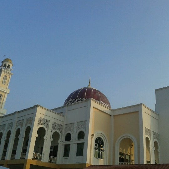 Photos At Masjid Seri Iskandar 3 Tips