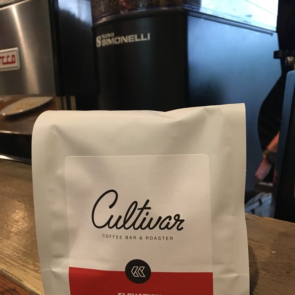 Снимок сделан в Cultivar Coffee Bar &amp; Roaster пользователем Virginia A. 4/25/2018