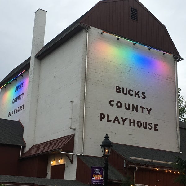 Das Foto wurde bei Bucks County Playhouse von Bucky B. am 6/14/2016 aufgenommen