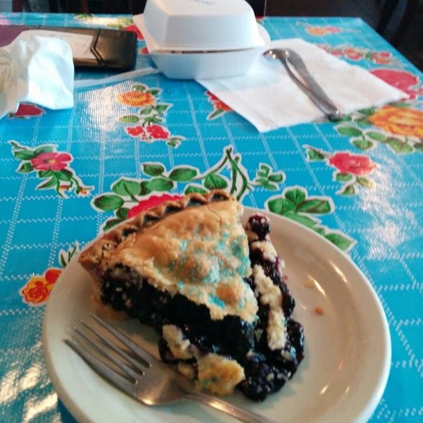 8/1/2014 tarihinde Bill S.ziyaretçi tarafından Texan Cafe &amp; Pie Shop'de çekilen fotoğraf