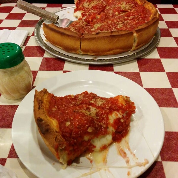 Photo taken at Giordano&#39;s by Earvin B. on 5/21/2014