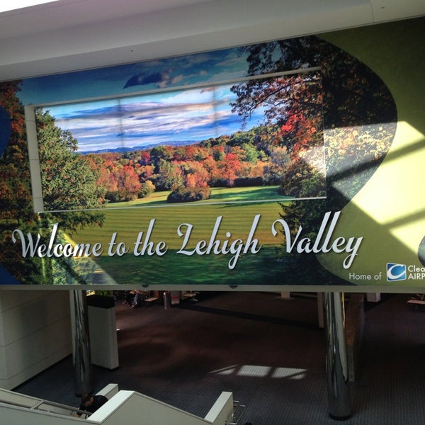 รูปภาพถ่ายที่ Lehigh Valley International Airport (ABE) โดย Lucas Y. เมื่อ 6/5/2013