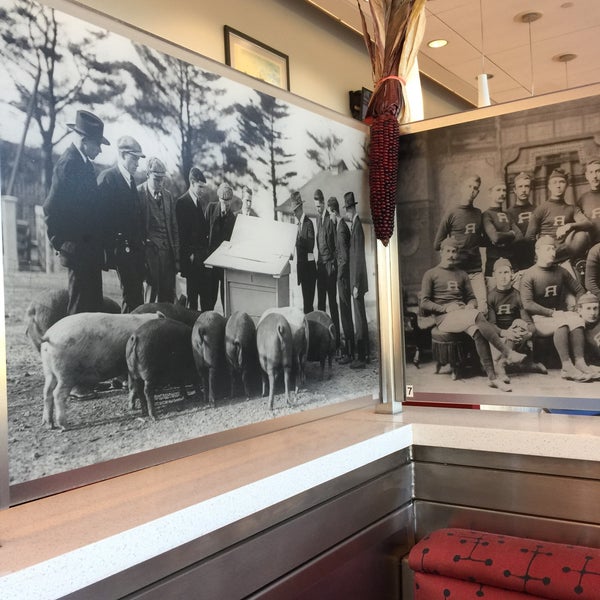 10/5/2019 tarihinde Shy M.ziyaretçi tarafından Henry&#39;s Diner'de çekilen fotoğraf