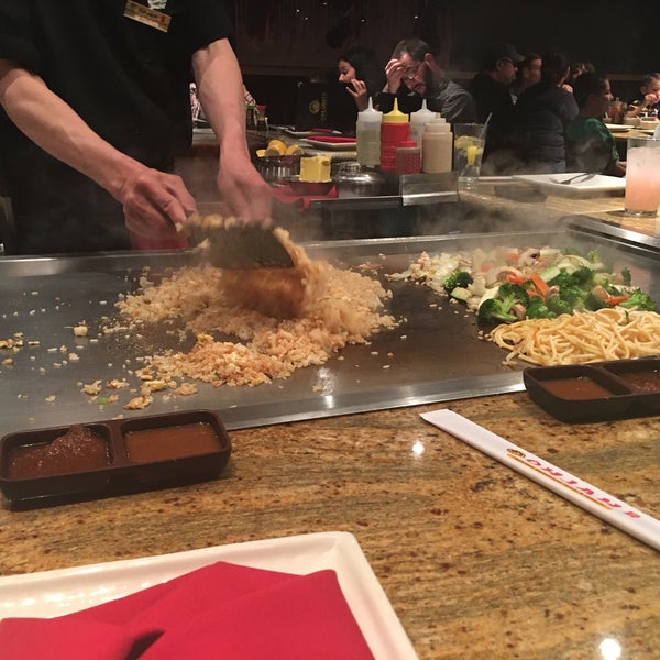 Foto diambil di Ohjah Japanese Steakhouse Sushi &amp; Hibachi oleh ᴡ W. pada 2/27/2016