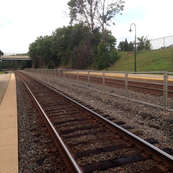 Woodbridge Amtrak/VRE Station (WDB) Train Station in Woodbridge