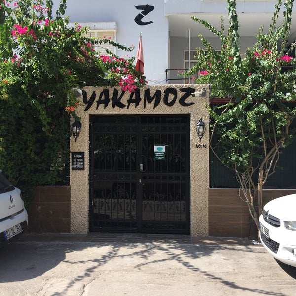 ozel yakamoz erkek ogrenci yurdu bayindir da universite yurdu da fotograflar