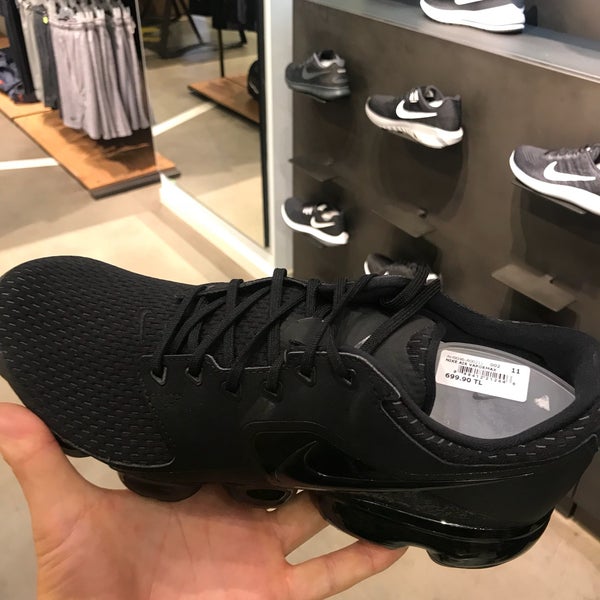 Nike 2 tips