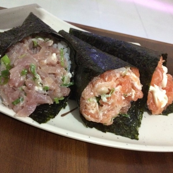 Снимок сделан в Mitsuaki - Restaurante Japonês пользователем Vania A. 7/24/2014