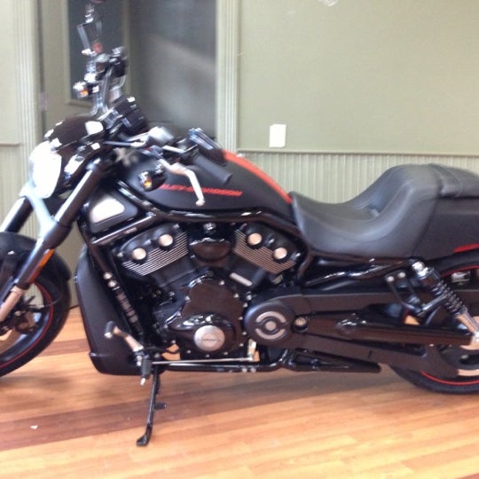 10/13/2012에 Rob P.님이 Harley-Davidson of New York City에서 찍은 사진