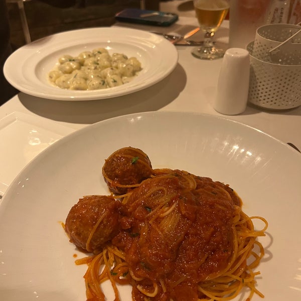 Altesi Ristorante Italian Restaurant in Upper East Side