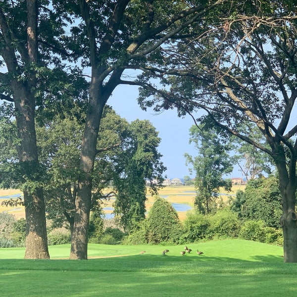 Crab Meadow Golf Course 220 Waterside Rd