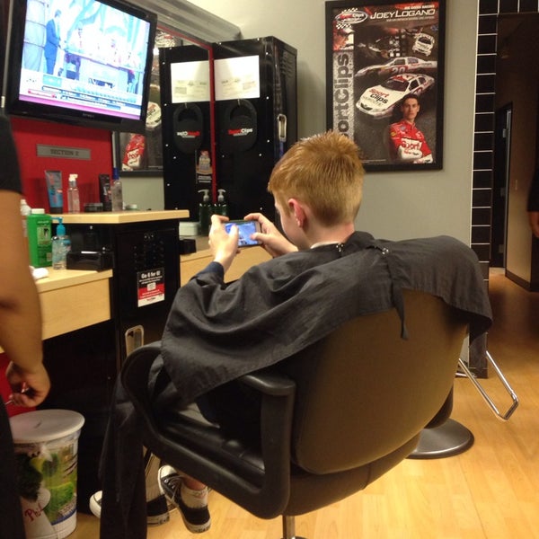Sport Clips Haircuts of Elk Grove Elk Grove, CA