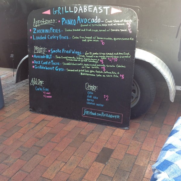 11/6/2013 tarihinde Deborah C.ziyaretçi tarafından Food Truck Wednesday at Underground Atlanta'de çekilen fotoğraf