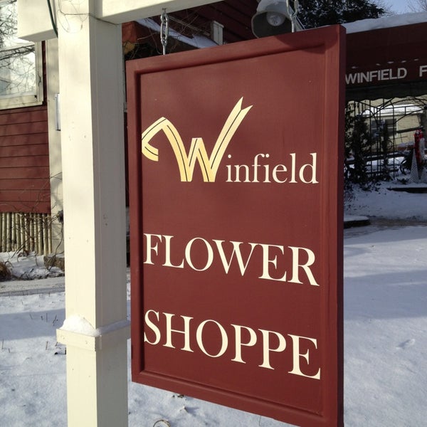 Winfield Flower Shoppe 0S118 Winfield Rd