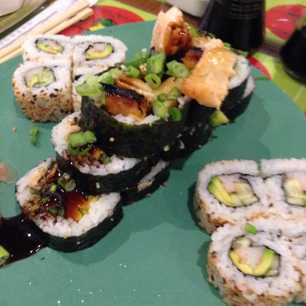 Beni Iguana's Sushi Bar 12 tips from 255 visitors