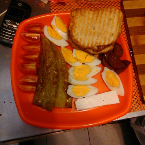 Bombacı Cengo Tost Evi Görükle�de Sandviç Mekanı