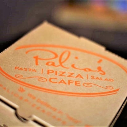 Das Foto wurde bei Palios Pizza Cafe von Jim P. am 1/28/2017 aufgenommen