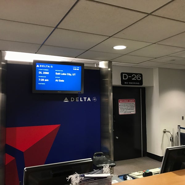 Gate D26 Airport Gate in Baltimore