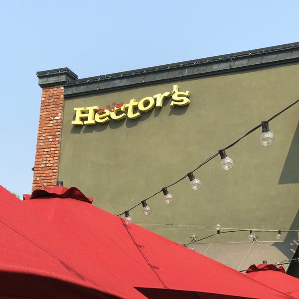 10/13/2017にHector&#39;s RestaurantがHector&#39;s Restaurantで撮った写真