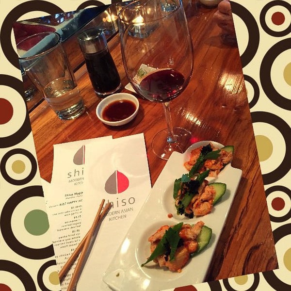 3/12/2015에 TIPS T.님이 Shiso Sushi &amp; Grill에서 찍은 사진