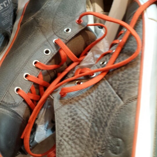 De Schoenenfabriek Shoe Store in Groningen