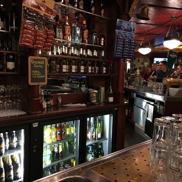 Photo taken at Murphy&#39;s Irish Pub by Dave S. on 3/1/2017