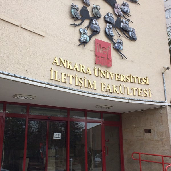 Photo prise au Ankara Üniversitesi İletişim Fakültesi - İLEF par Cem A. le2/7/2017