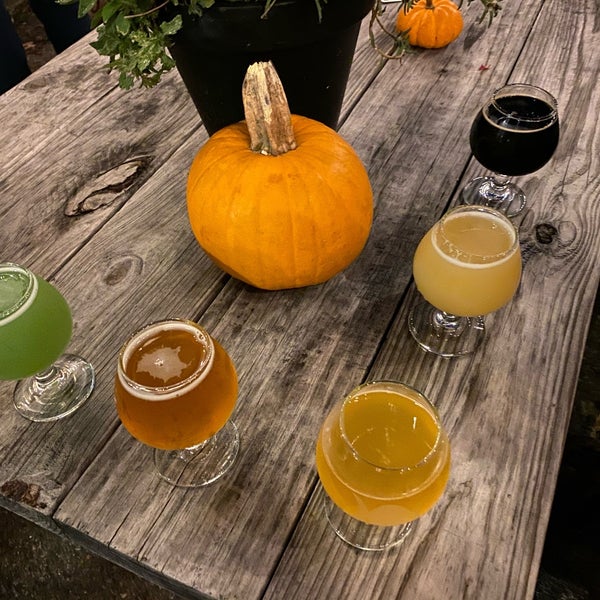 Photo taken at Four Quarters Brewing by Timothy R. on 10/12/2019
