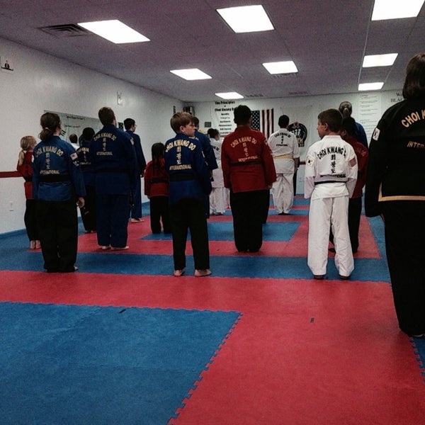 7/10/2014 tarihinde Angela J.ziyaretçi tarafından Cartersville Martial Art &amp; Self Defense'de çekilen fotoğraf