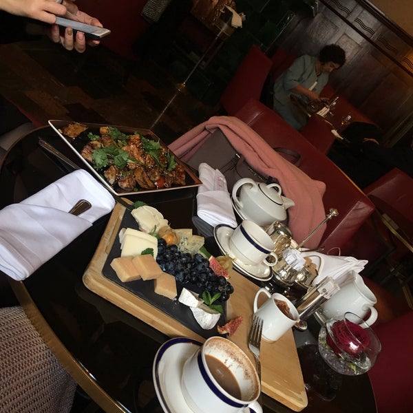9/14/2017にХУЙКИНСがРесторан «Европа» / L&#39;Europe Restaurantで撮った写真