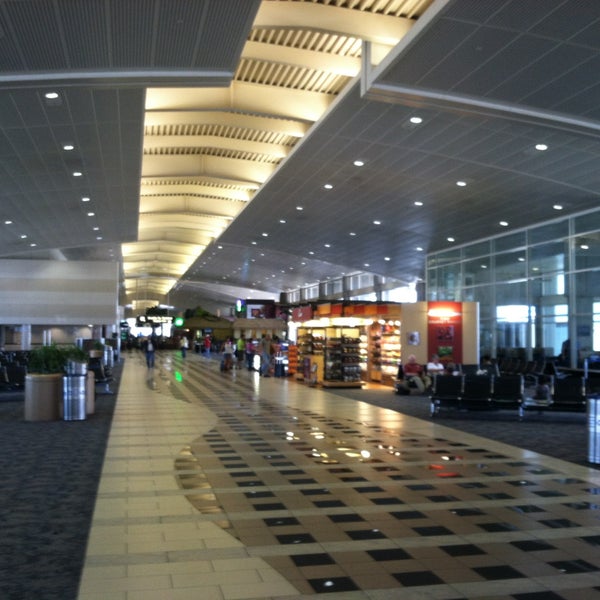 Photo prise au Aéroport international de Tampa (TPA) par Edward E. le4/13/2013