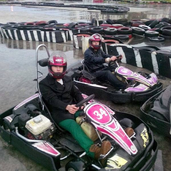 Foto tomada en Cartland Karting  por Deniz K. el 1/26/2014