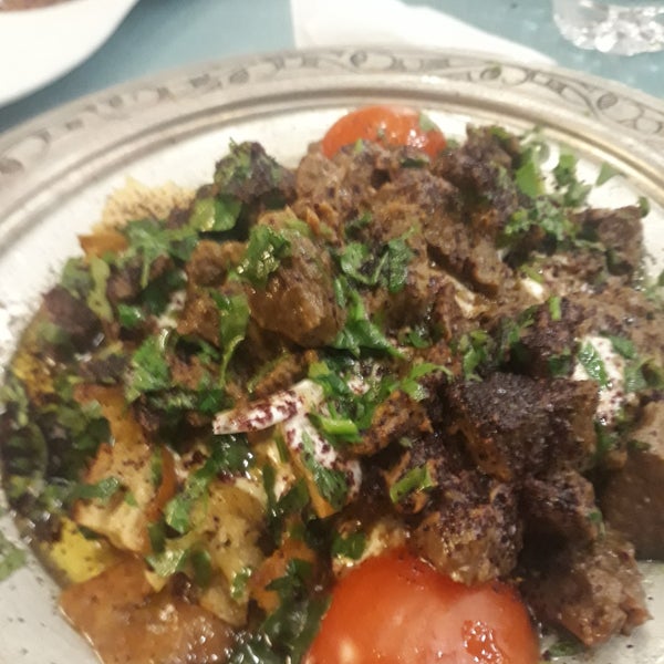 2/12/2019 tarihinde Mustafaziyaretçi tarafından Tiritcizade Restoran Konya Mutfağı'de çekilen fotoğraf