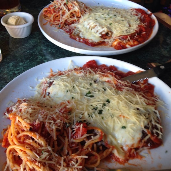 Little Italy Italian Restaurant in Coos Bay