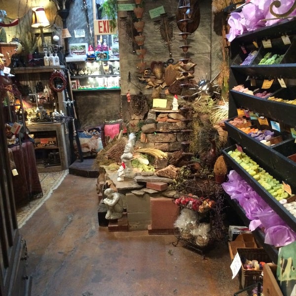 Craig's Curious Emporium 3004 Paseo