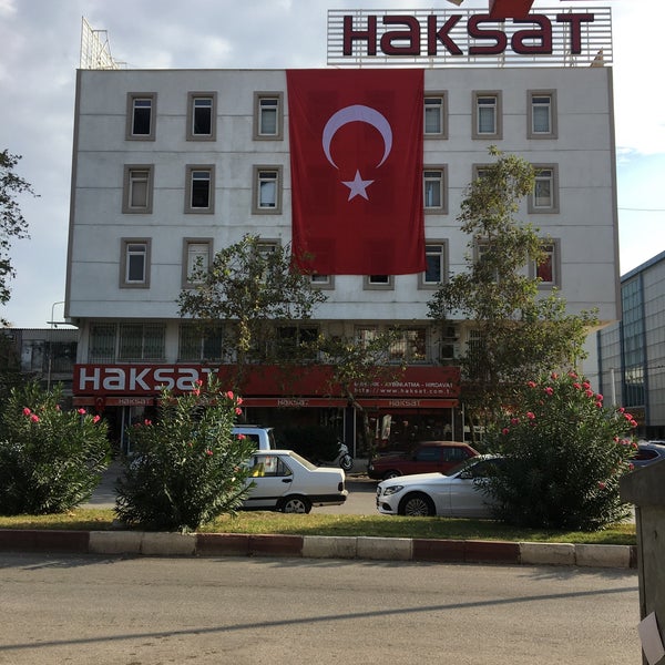 Photo prise au Haksat Elektrik Aydınlatma Hırdavat par Gültekin Ö. le10/28/2019