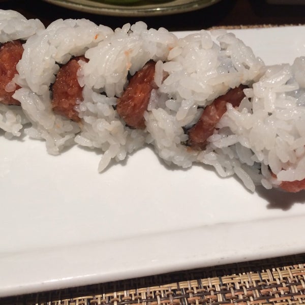 Das Foto wurde bei Bistro Ka Japanese Restaurant von Martha L. am 3/27/2014 aufgenommen