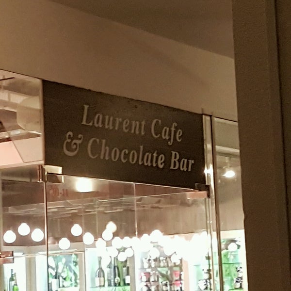 2/14/2017にDono J.がLaurent&#39;s Cafe &amp; Chocolate Barで撮った写真