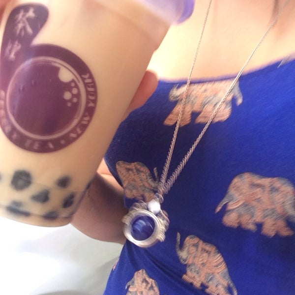 Photo taken at Bubbly Tea by Krystal kay C. on 7/24/2014