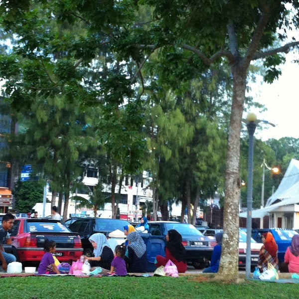 6/24/2016에 Serafafif님이 Kuala Terengganu Waterfront에서 찍은 사진