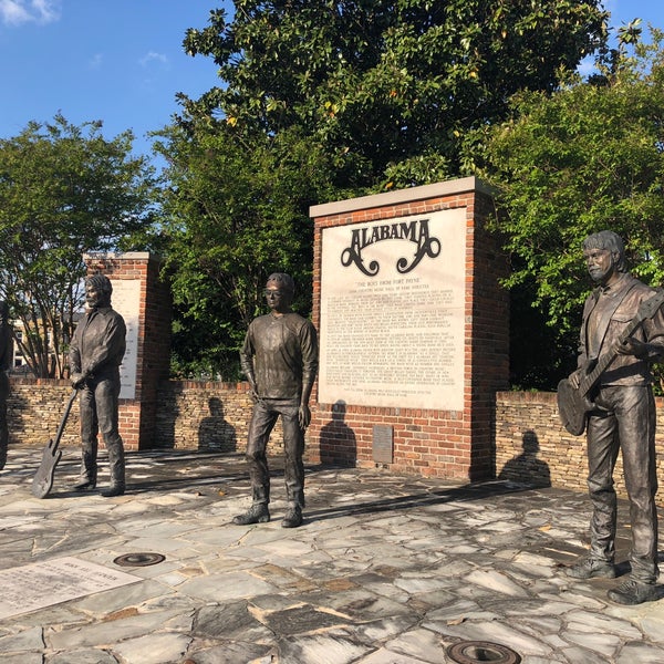The Boys From Fort Payne Alabama Statue 2 tips