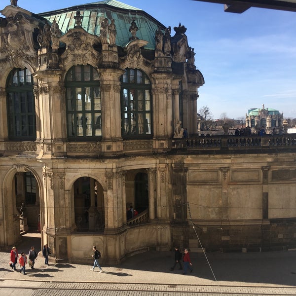 4/3/2018 tarihinde Dirk B.ziyaretçi tarafından Hotel Taschenbergpalais Kempinski'de çekilen fotoğraf