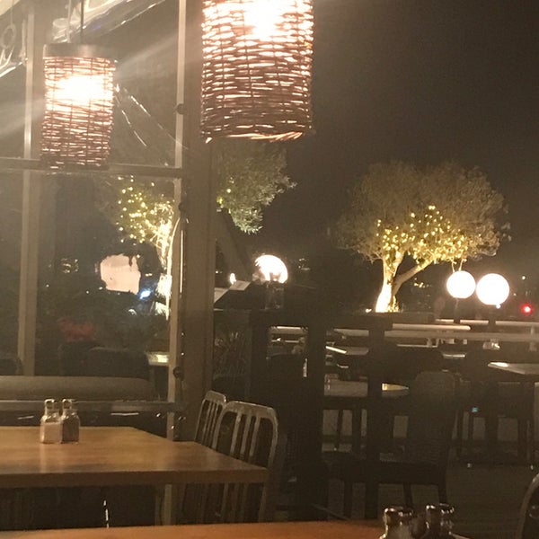Foto tirada no(a) SWT Cafe por Tuğçe em 11/4/2018