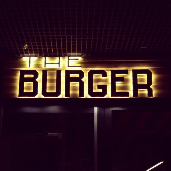 Снимок сделан в The Burger пользователем Vlad T. 3/4/2015